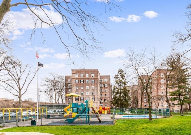 5607 31st Ave Unit 1B, Woodside, NY 11377 - view of property's community