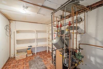 8140 268th St, Glen Oaks, NY 11004 - photo 19