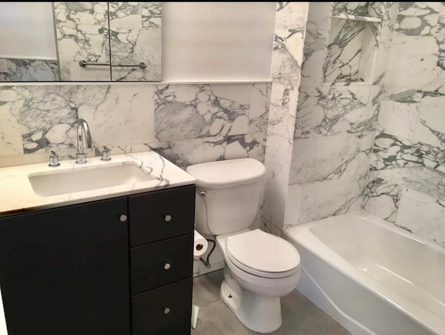 75-09 60th Pl, Glendale, NY 11385 - bathroom featuring toilet, vanity, and tile walls