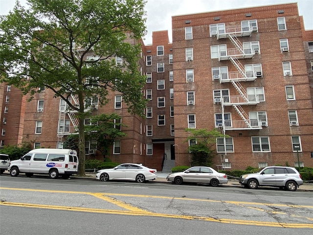 501 Riverdale Ave Unit 6L, Yonkers, NY 10705 - view of apartment building / complex