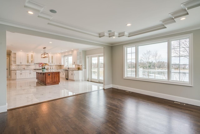 12 Barbara Ln, Glen Cove, NY 11542 - photo 21