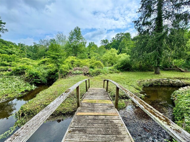 210A Seven Bridges Rd, Mount Kisco, NY 10549 - dock featuring a wooded view