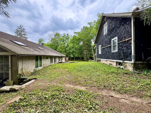 210A Seven Bridges Rd, Mount Kisco, NY 10549 - view of yard