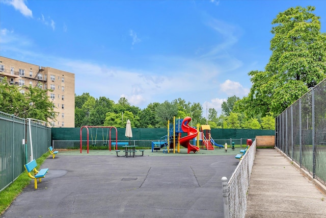 23-45 Bell Blvd Unit 4K, Bayside, NY 11360 - view of community play area