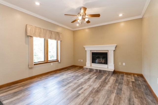 61 Sherwood Hts, Wappingers Falls, NY 12590 - unfurnished living room featuring ceiling fan, wood finished floors, recessed lighting, baseboards, and a glass covered fireplace