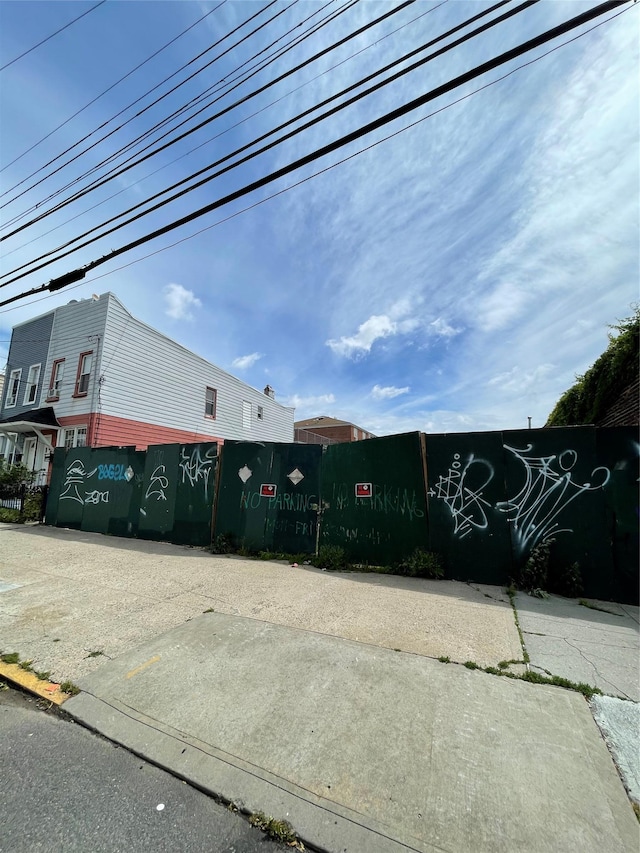 57-37 59th St, Maspeth, NY 11378