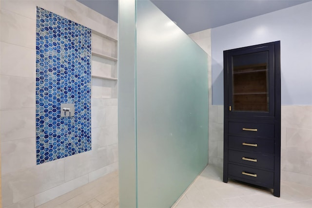 356 Bruyn Tpke, Wallkill, NY 12589 - full bathroom with tile walls and tiled shower