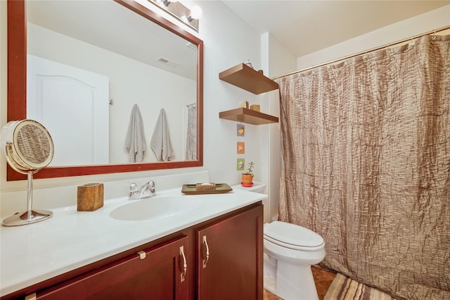 27 Sommerset Dr, Poughkeepsie, NY 12603 - full bath featuring vanity and curtained shower