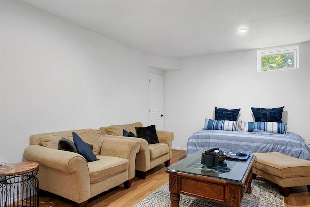 27 Sommerset Dr, Poughkeepsie, NY 12603 - living area featuring light wood finished floors and recessed lighting