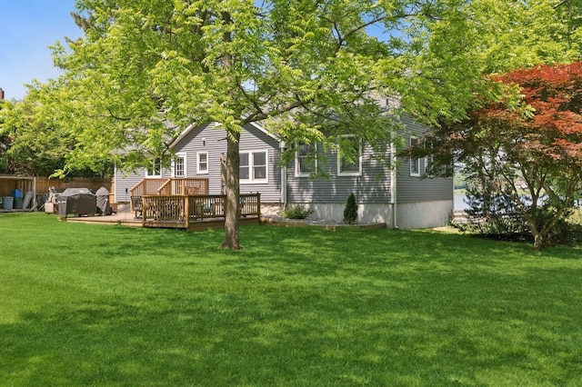 129 W Lakeshore Dr, Carmel, NY 10512 - back of property with a deck