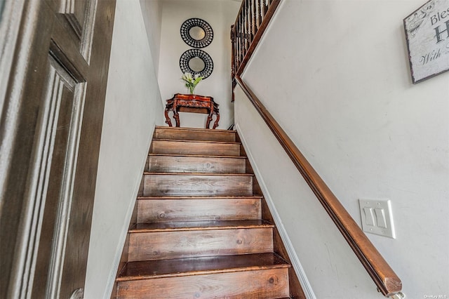 22820 Edgewood Ave, Laurelton, NY 11413 - view of staircase