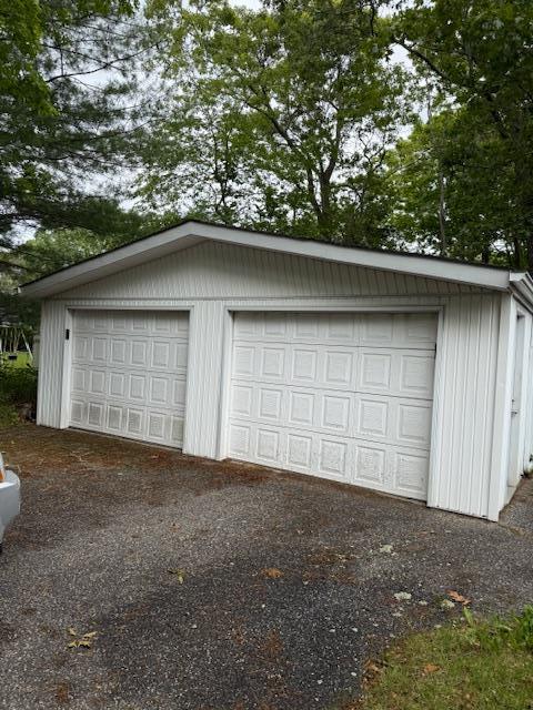 64 Shore Rd, Hampton Bays, NY 11946 - photo 4
