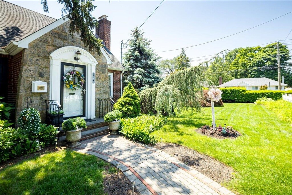 2871 Willard Ave, Oceanside, NY 11572 - photo 1