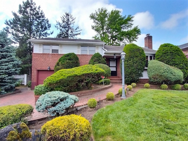 306 Cambridge Ave, Garden City, NY 11530 - photo 1