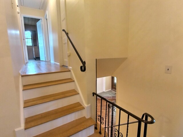 306 Cambridge Ave, Garden City, NY 11530 - photo 16