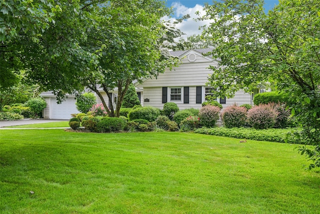 46 Whitehall Blvd, Garden City, NY 11530 - photo 4