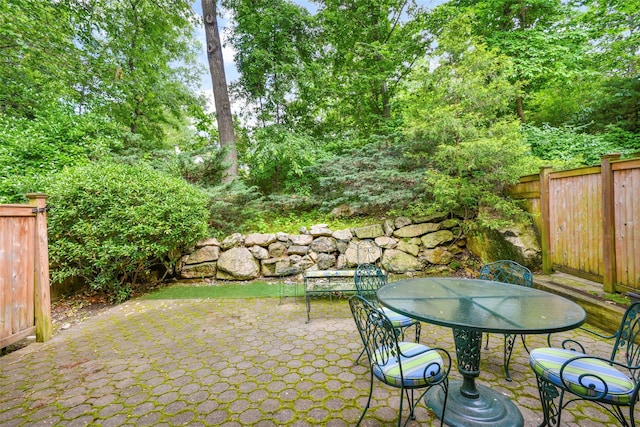 2032 Palmer Ave, Larchmont, NY 10538 - view of patio with outdoor dining space