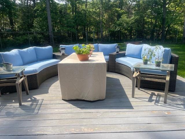 10 Trout Ponds Ct, Brookhaven, NY 11719 - photo 2