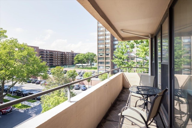 166-26 Powells Cove Blvd Unit 5D, Whitestone, NY 11357 - photo 6