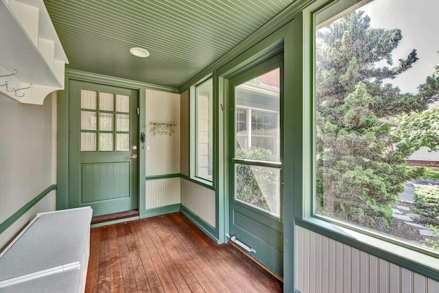 43 Sound Rd, Greenport, NY 11944 - view of unfurnished sunroom