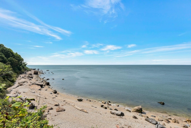 43 Sound Rd, Greenport, NY 11944 - water view
