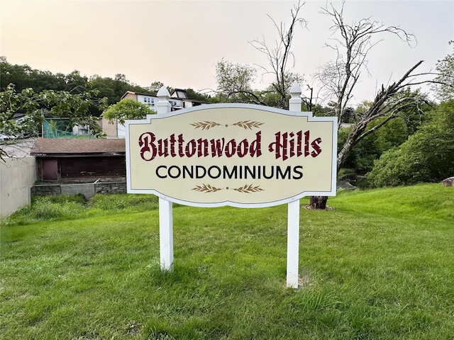 268 Concord Ln, Middletown, NY 10940 - community / neighborhood sign with a lawn