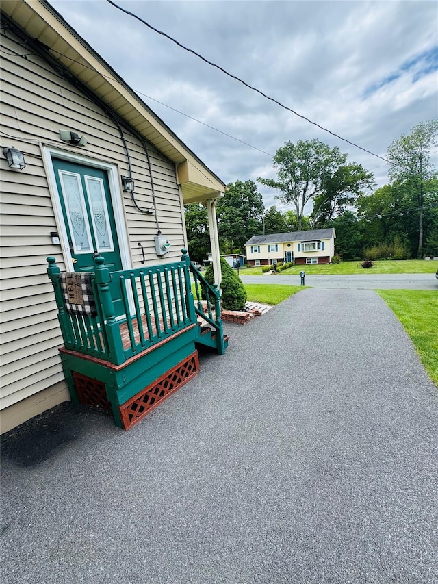 8 Hom St, Chester, NY 10918 - view of property exterior