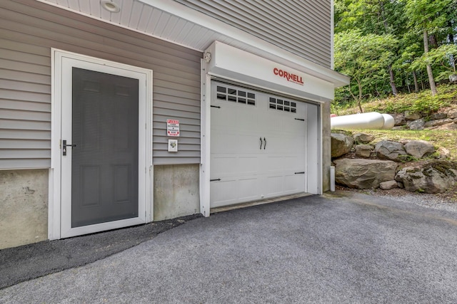 11 Fieldstone Ct, Highland, NY 12528 - garage with driveway