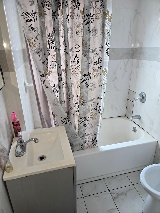 731 E 218th St, Bronx, NY 10467 - bathroom featuring vanity and shower / tub combo with curtain