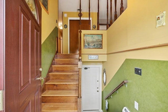473 S 15th St, Lindenhurst, NY 11757 - view of stairs