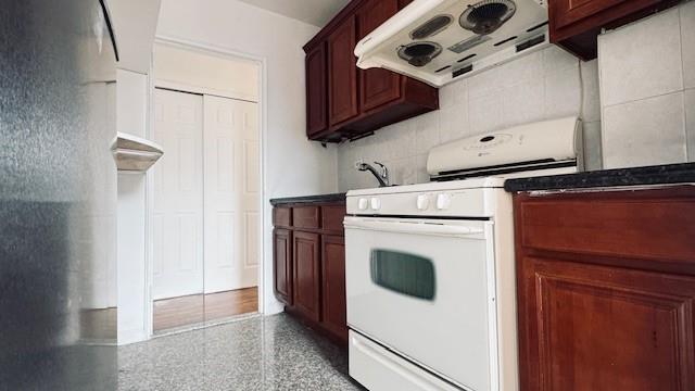 144-30 Roosevelt Ave Unit 617, Flushing, NY 11354 - photo 5