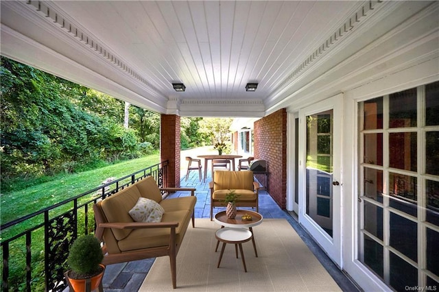 94 Cedar Ave, Poughkeepsie, NY 12603 - view of patio / terrace