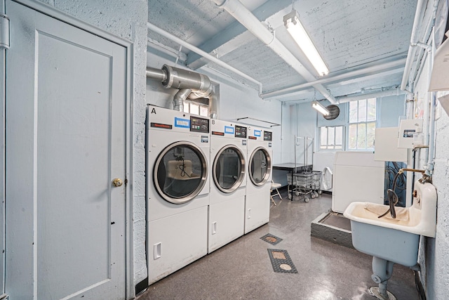 103-26 68th Ave Unit 2E, Forest Hills, NY 11375 - community laundry with independent washer and dryer