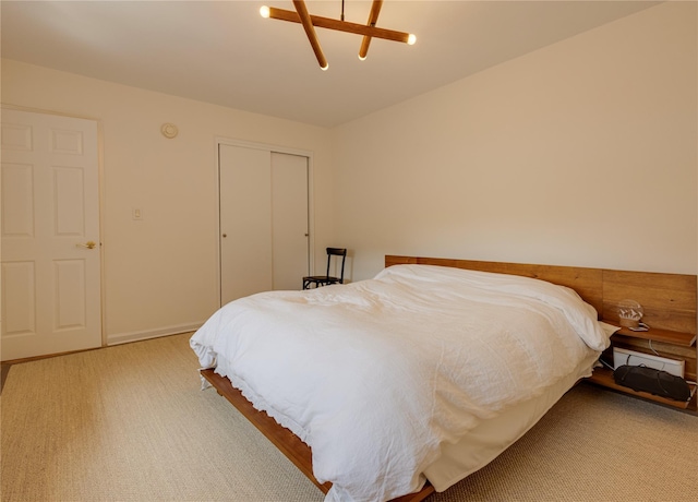 50 Brompton Unit 3K, Great Neck, NY 11021 - carpeted bedroom featuring a closet, a ceiling fan, and baseboards