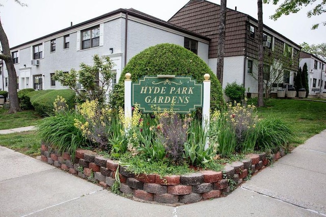 67-89 136th St Unit A, Kew Garden Hills, NY 11367 - view of community sign