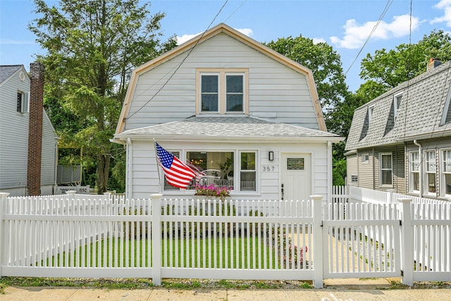 181 Eldridge Ave, Yonkers, NY 10701 - photo 2