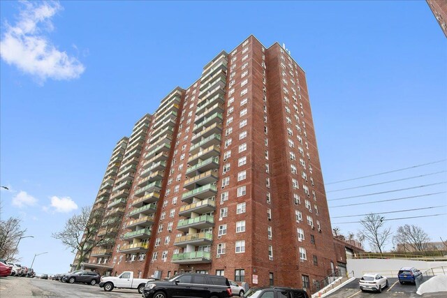 1841 Central Park Ave Unit 18P, Yonkers, NY 10710 - photo 25