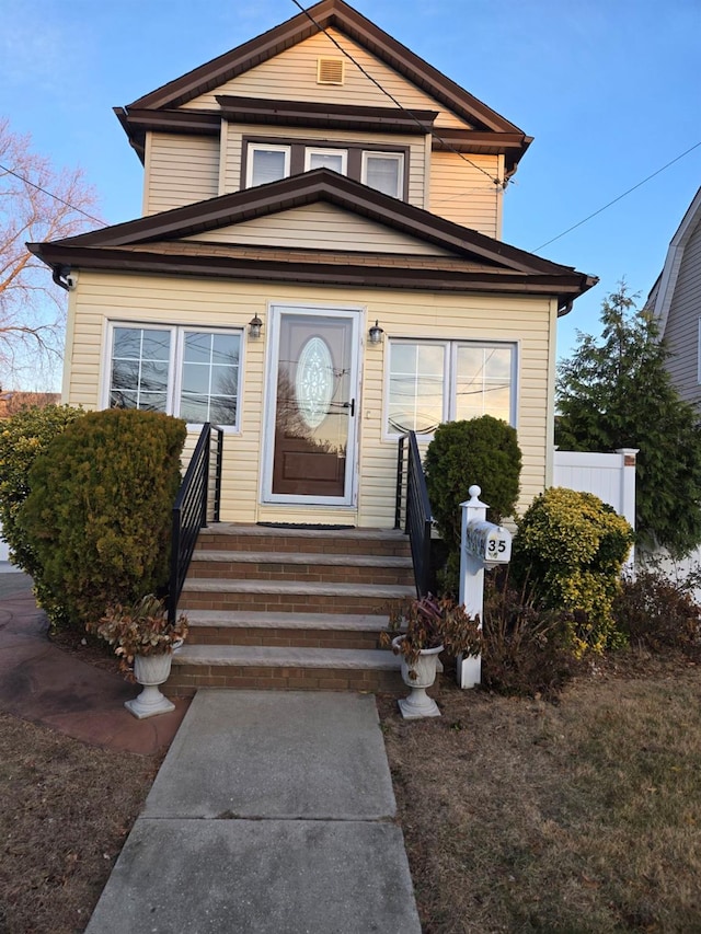 35 Elmwood St, Valley Stream, NY 11581 - photo 1