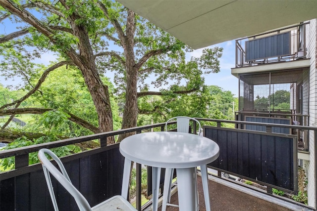 160 Academy St Unit 5C, Poughkeepsie, NY 12601 - view of balcony
