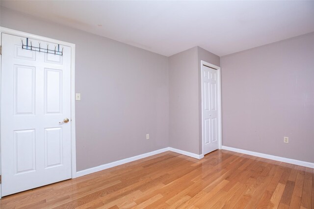 48 Zugibe Ct, West Haverstraw, NY 10993 - spare room featuring light wood-style flooring and baseboards