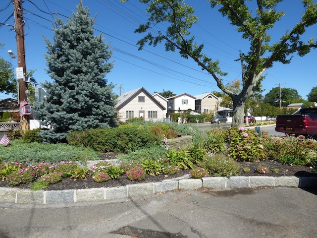 25B Edgewater Park Unit 25B, Bronx, NY 10465 - view of front facade