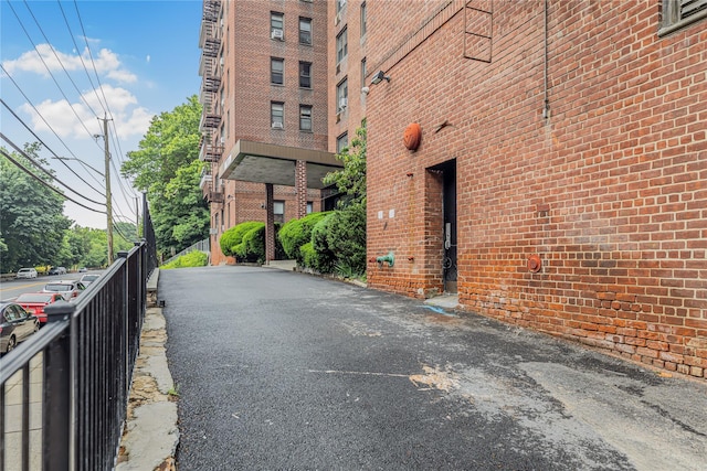 277 Bronx River Rd Unit 2A, Yonkers, NY 10704 - view of asphalt road