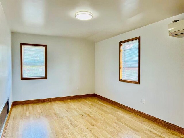 43-44 195th St, Flushing, NY 11358 - photo 5