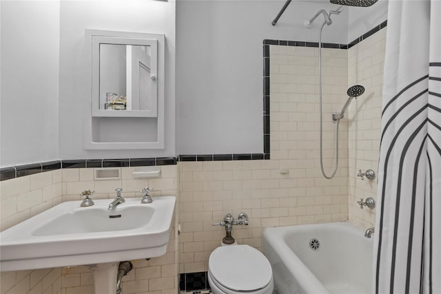 310 Riverside Dr Unit 1509, New York Manhattan, NY 10025 - full bathroom featuring shower / tub combo with curtain and tile walls