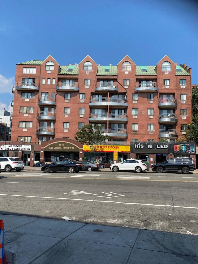 41-05 College Point Blvd Unit 3Fl, Flushing, NY 11355 - view of property