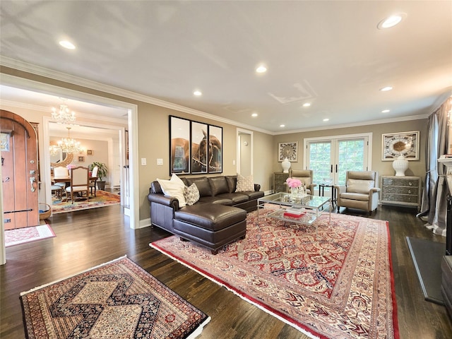 352 Mill Spring Rd, Manhasset, NY 11030 - living area featuring a chandelier, dark wood-type flooring, crown molding, recessed lighting, and baseboards