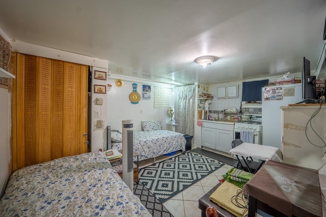 19 Brighton 10th Path, Brooklyn, NY 11235 - photo 34