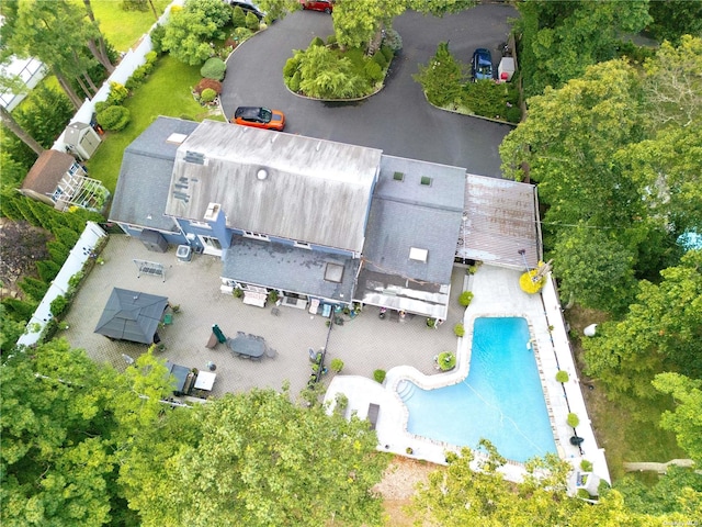 338 Cold Spring Rd, Syosset, NY 11791 - aerial view of a pool