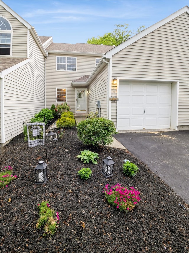 47 Muirfield Ct, Poughkeepsie, NY 12603 - view of front of home featuring a garage and driveway