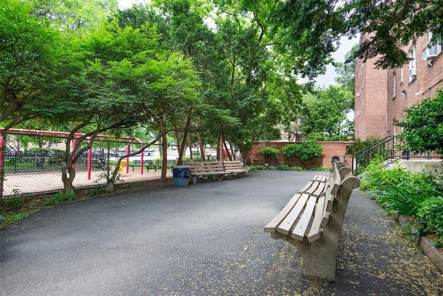 1 Georgia Ave Unit 5A, Bronxville, NY 10708 - view of community